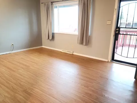 2445 Garrison Dr, Cincinnati, OH 45231 photo 5