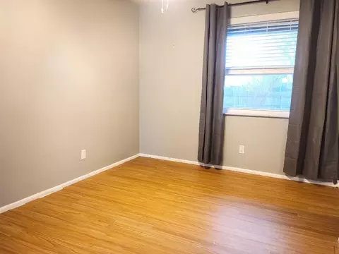2445 Garrison Dr, Cincinnati, OH 45231 photo 9