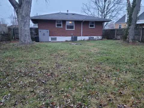 2445 Garrison Dr, Cincinnati, OH 45231 photo 25
