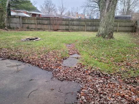 2445 Garrison Dr, Cincinnati, OH 45231 photo 26