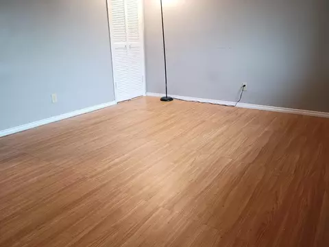 2445 Garrison Dr, Cincinnati, OH 45231 photo 7