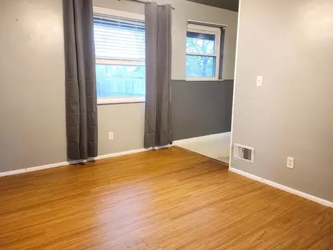 2445 Garrison Dr, Cincinnati, OH 45231 photo 8