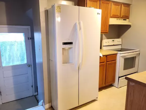 2445 Garrison Dr, Cincinnati, OH 45231 photo 13