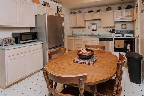 96 Flintstone Dr, Harrison, OH 45030 photo 6