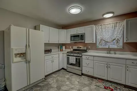 2622 Tampico Dr, Cincinnati, OH 45231 photo 6