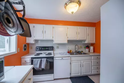 4263 Paul Rd, Cincinnati, OH 45238 photo 8