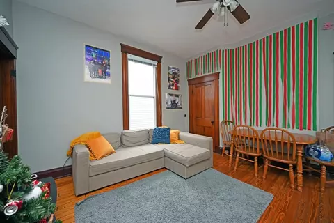 323 Warner St, Cincinnati, OH 45219 photo 4