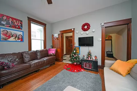 323 Warner St, Cincinnati, OH 45219 photo 5