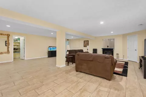 3389 Elbert Dr, Hamilton, OH 45011 photo 31