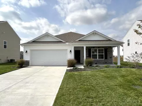 925 Nelson Pl, Trenton, OH 45067