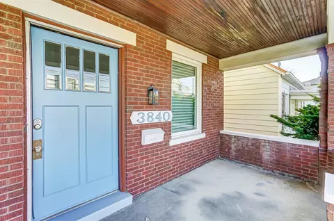 3840 Edwards Rd, Cincinnati, OH 45209 photo 2