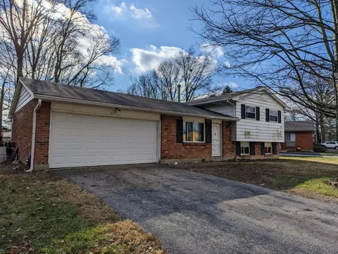 727 Miles Ln, Cincinnati, OH 45245 photo 1