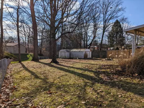727 Miles Ln, Cincinnati, OH 45245 photo 13