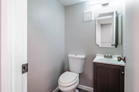 1850 Fallbrook Ln, Cincinnati, OH 45240 photo 26
