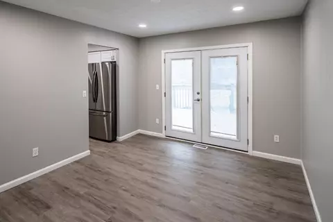 1850 Fallbrook Ln, Cincinnati, OH 45240 photo 6