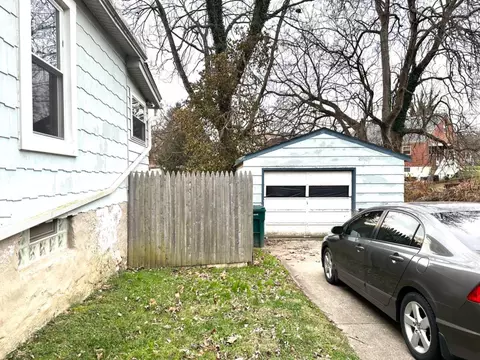6205 Hillside Ave, Cincinnati, OH 45233 photo 3