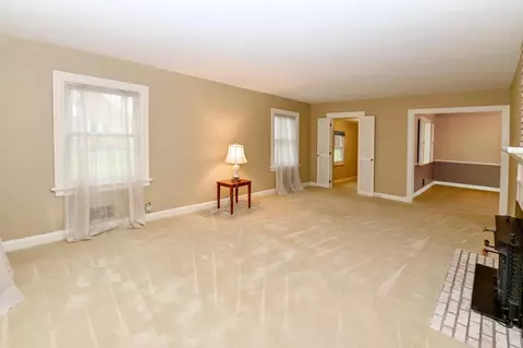 2768 Eugenie Ln, Cincinnati, OH 45211 photo 4