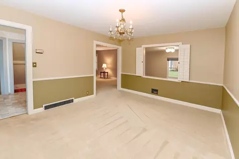 2768 Eugenie Ln, Cincinnati, OH 45211 photo 10
