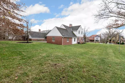 2768 Eugenie Ln, Cincinnati, OH 45211 photo 36