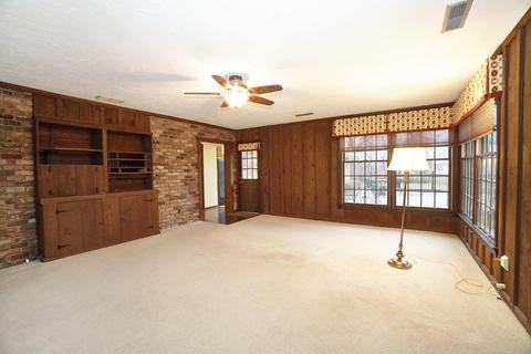 8926 Cavalier Dr, Cincinnati, OH 45231 photo 8