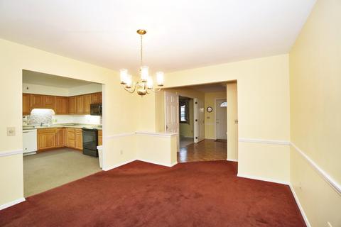 8926 Cavalier Dr, Cincinnati, OH 45231 photo 17