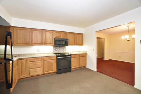 8926 Cavalier Dr, Cincinnati, OH 45231 photo 13
