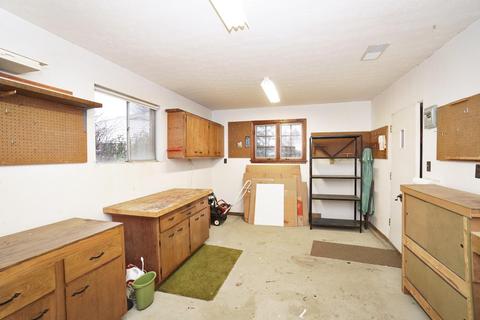 8926 Cavalier Dr, Cincinnati, OH 45231 photo 32