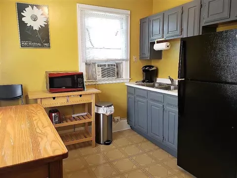 4237 Vine St, Cincinnati, OH 45217 photo 23