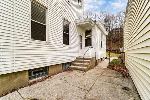 2736 Coy St, Cincinnati, OH 45219 photo 7