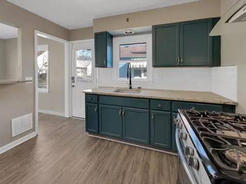 523 Flatt Ter, Cincinnati, OH 45232 photo 14