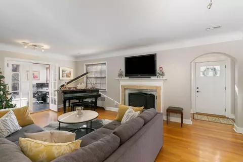 6288 Euclid Rd, Cincinnati, OH 45236 photo 3