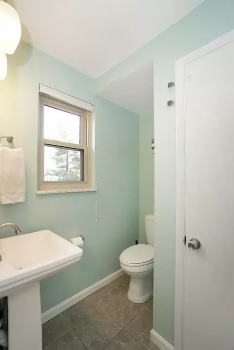 420 Deanview Dr, Cincinnati, OH 45224 photo 18