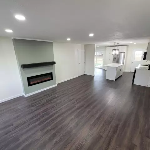 11424 Raphael Pl, Forest Park, OH 45240 photo 3