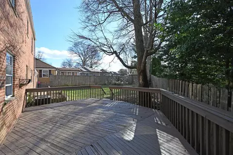 2859 Westbrook Dr, Cincinnati, OH 45211 photo 29