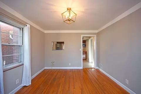 2859 Westbrook Dr, Cincinnati, OH 45211 photo 10