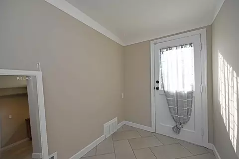 2859 Westbrook Dr, Cincinnati, OH 45211 photo 14