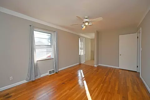 2859 Westbrook Dr, Cincinnati, OH 45211 photo 16