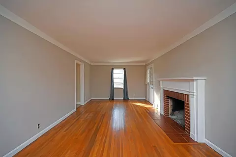 2859 Westbrook Dr, Cincinnati, OH 45211 photo 5
