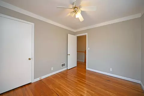 2859 Westbrook Dr, Cincinnati, OH 45211 photo 20