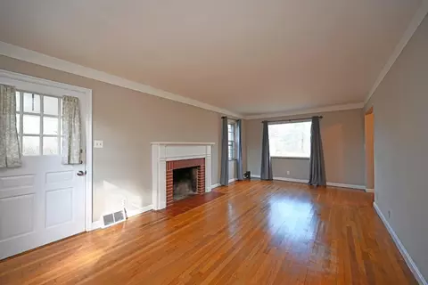 2859 Westbrook Dr, Cincinnati, OH 45211 photo 7