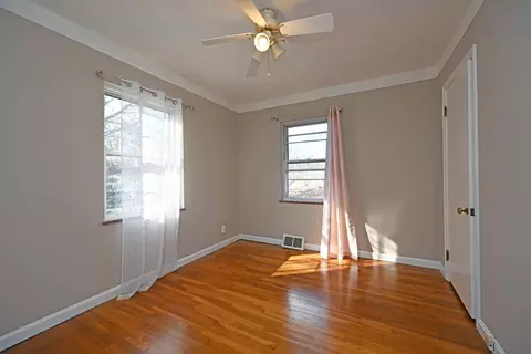2859 Westbrook Dr, Cincinnati, OH 45211 photo 19