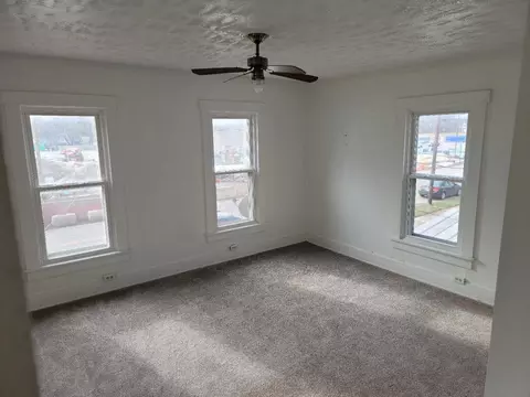 135 Sixth St, Franklin, OH 45005 photo 10