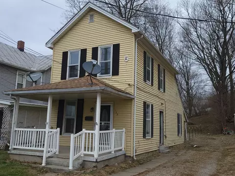 135 Sixth St, Franklin, OH 45005 photo 1
