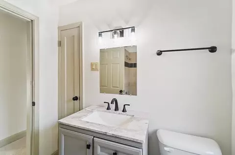 6710 Buckingham Pl, Cincinnati, OH 45227 photo 17