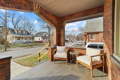 6710 Buckingham Pl, Cincinnati, OH 45227 photo 3