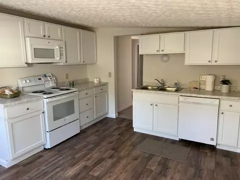 143 Front St, Williamsburg, OH 45176 photo 11