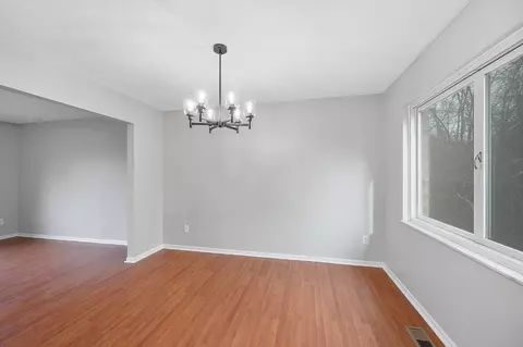 1001 Hearthstone Dr, Cincinnati, OH 45231 photo 9