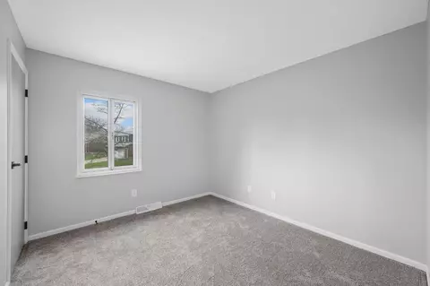 1001 Hearthstone Dr, Cincinnati, OH 45231 photo 22