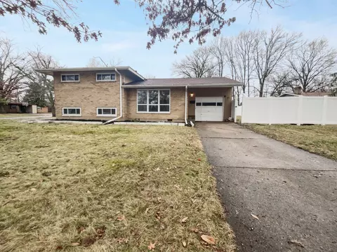 773 Chipley Ct, Forest Park, OH 45240 photo 6
