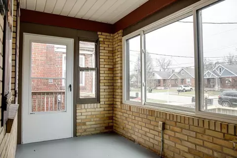 6840 Roe St, Cincinnati, OH 45227 photo 3